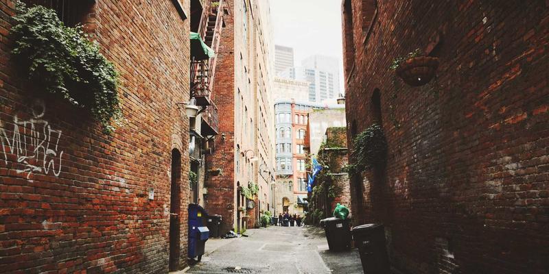 边缘计算重塑智慧农业：田间数据实时处理如何破解延迟与带宽困局